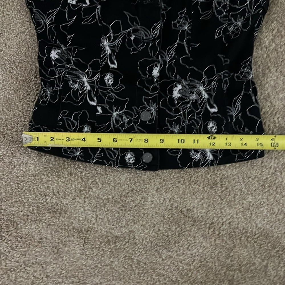 White House Black Market Women's White and Black Corset - Picture 8 of 8